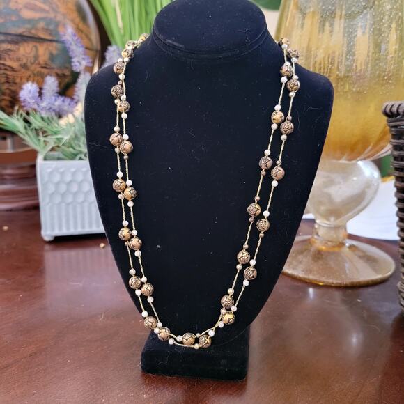 Vintage Long Necklace with Bronze Rose Beads and Faux Pearls Gold Tone Jewelry - Picture 2 of 10